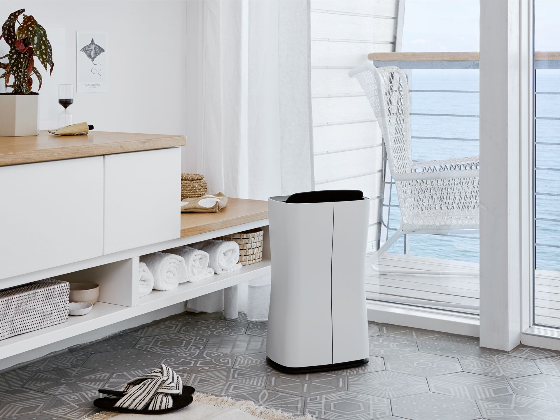 Trend letter dehumidifier Theo and Albert